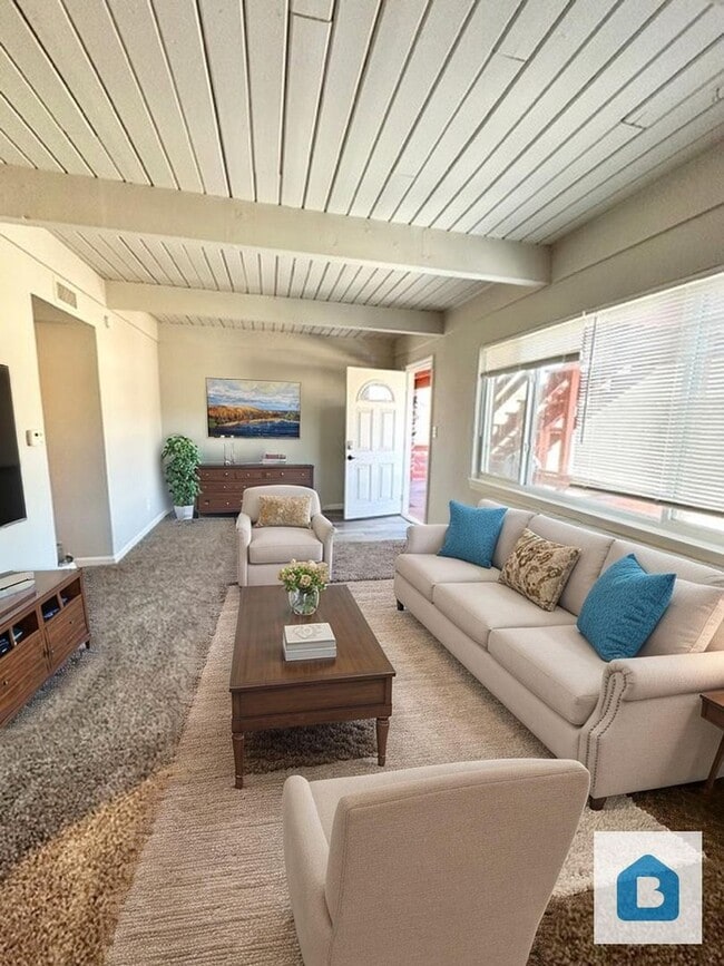 Photo - 425 E Fountain Pl Unit 201