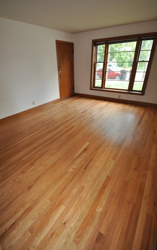 Photo - 941 Glenview Ave Unit #2