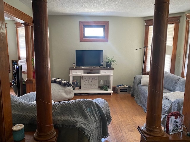 Photo - 77 Lombard Ave