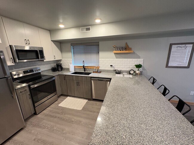 280 E Lorene St Unit 19202