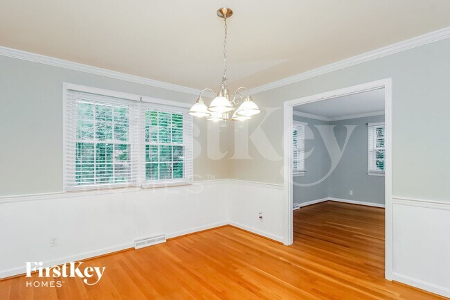 Photo - 2407 Running Brook Dr