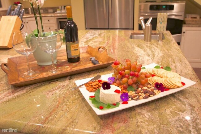 Photo - 5 br, 3 bath House - 3618 Villa Escondido