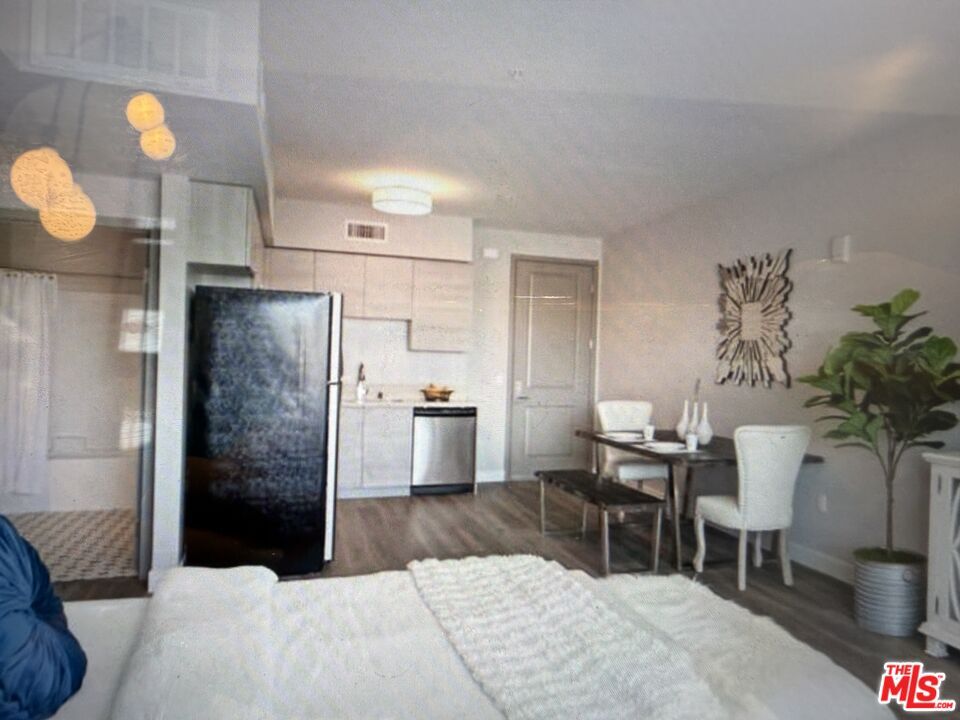 Photo - 11241 Otsego St Condo
