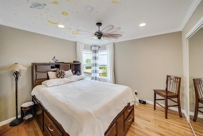 Photo - 522 Scott Ave