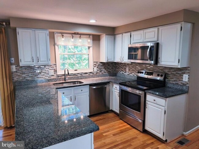 Building Photo - 109 Buckeye Ct