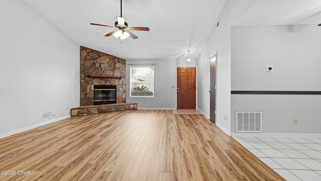 Photo - 7708 Shadow Bay Dr