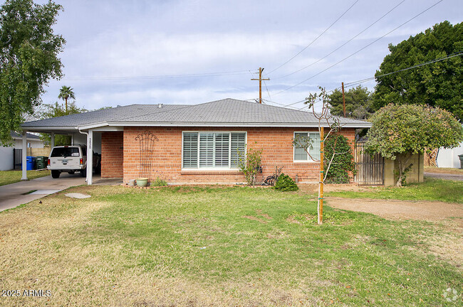 Building Photo - 5828 N 18th Pl Rental