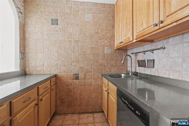 Photo - 7004 John F. Kennedy Blvd Unidad 31G