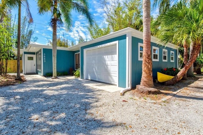 Photo - 3663 Egerton Cir