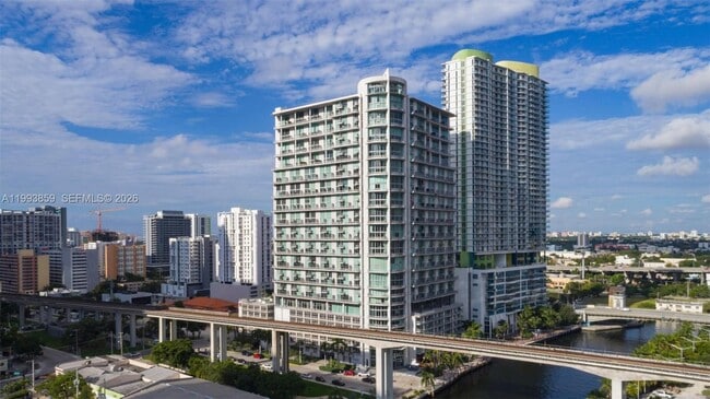 Photo - 690 SW 1st Ct Unit 1128