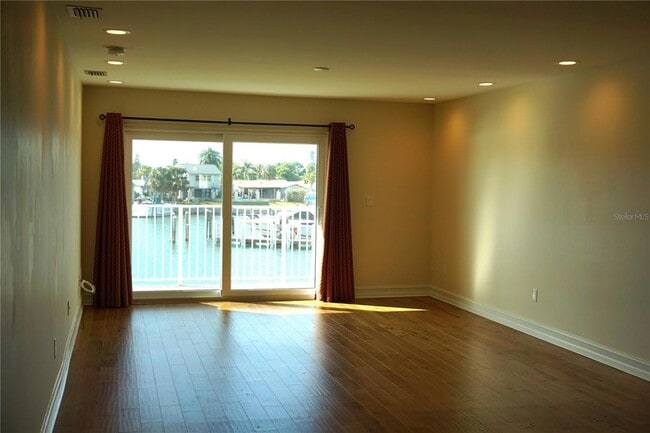 Photo - 340 Pinellas Bayway S Unit 203