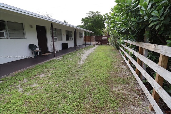 Photo - 271 NW 41st St Apartamento Unidad 1