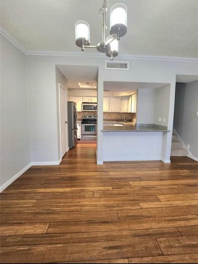 Photo - 921 Marine Dr Unit 311