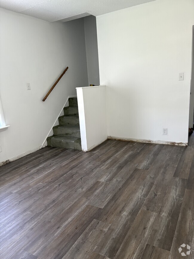 Building Photo - 906 E 17th Ave Rental