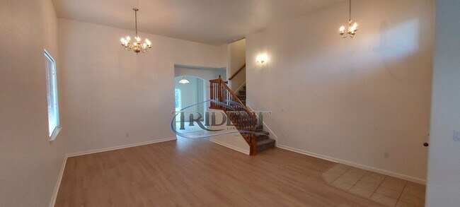 1683 Cobblestone Dr