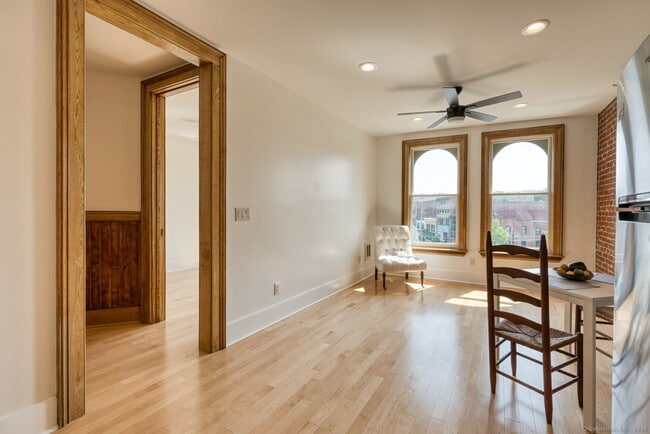 Building Photo - 11 Main St Unit 205 Rental