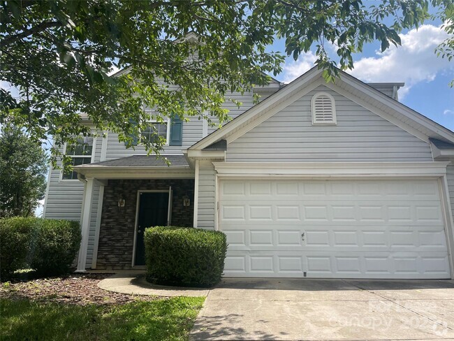Building Photo - 8841 Laurel Run Dr Rental