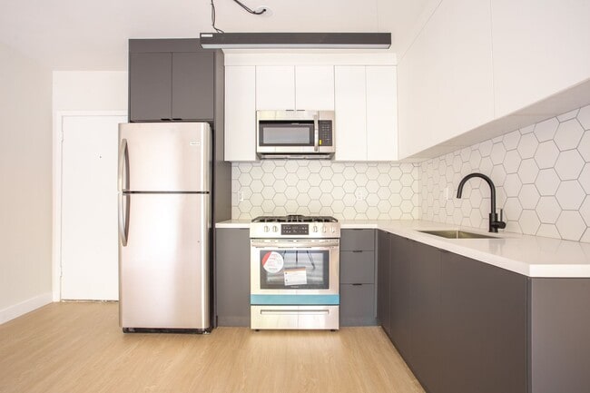 Photo - 1811 Tamarind Apartments