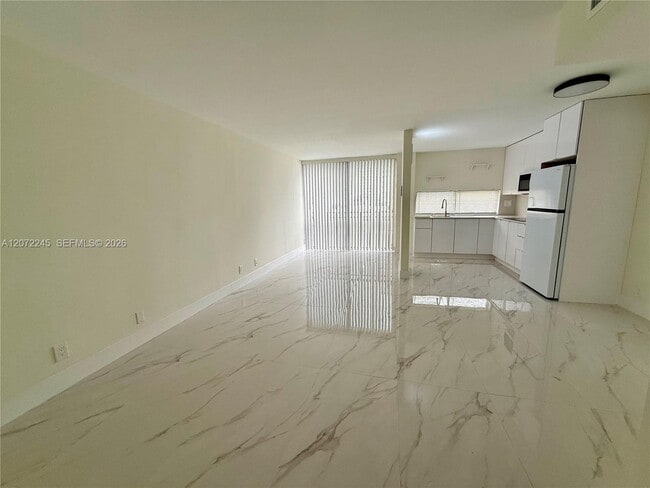 Photo - 16909 N Bay Rd Unit 817