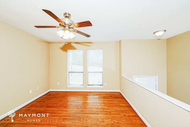 Photo - 1157 Thompson Rd