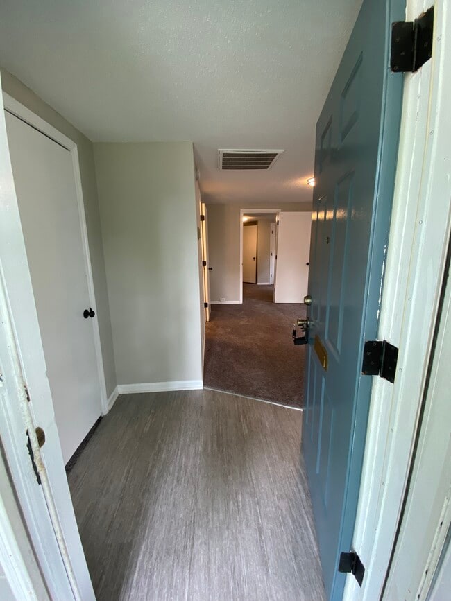 Photo - 812 W 2nd Ave Unit A