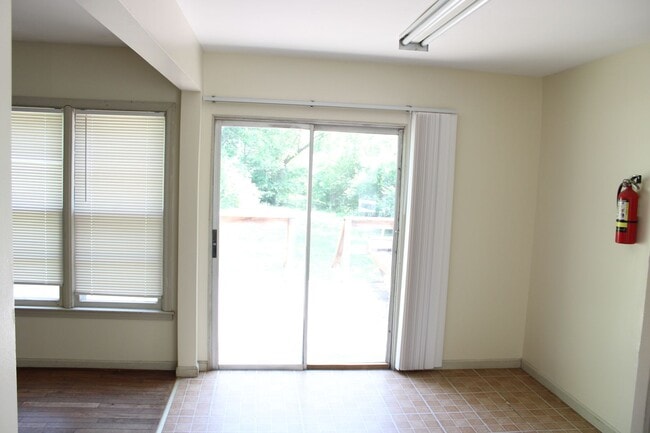 Photo - 1718 Pierre St Unit Pierre 1718 #1