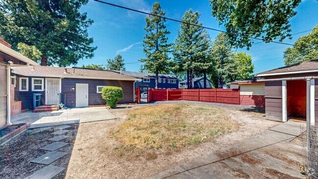 Building Photo - 791 Dutton Ave Rental