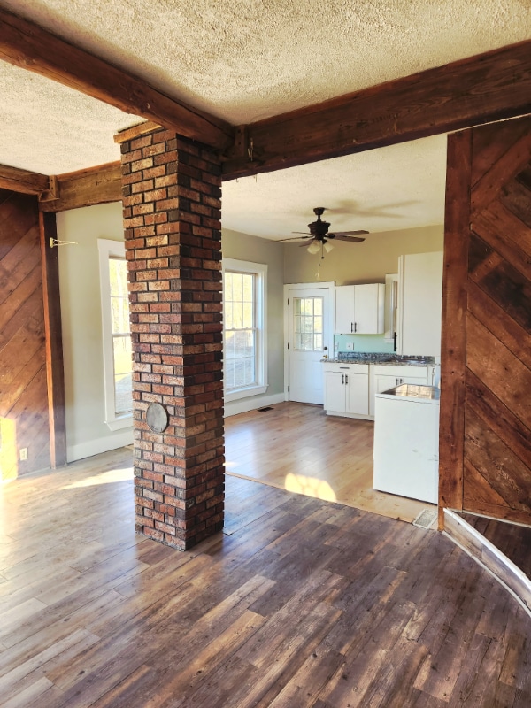 Photo - 161 Roosevelt Trail Unidad 1