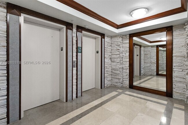 Photo - 1625 Kennedy 1205G Unit 1205G