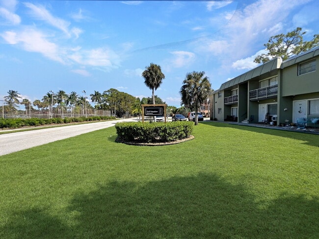 Photo - 1852-A Golf View Avenue #10 Unit 10