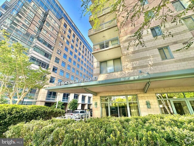 Building Photo - 851 N Glebe Rd Unit 1714 Rental
