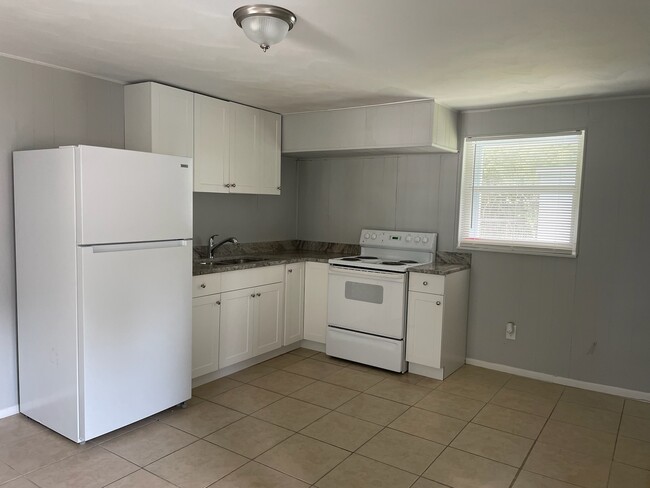 1414 14th St E Unit B