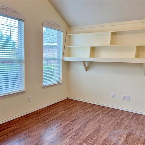 Photo - 203 Waterford Dr