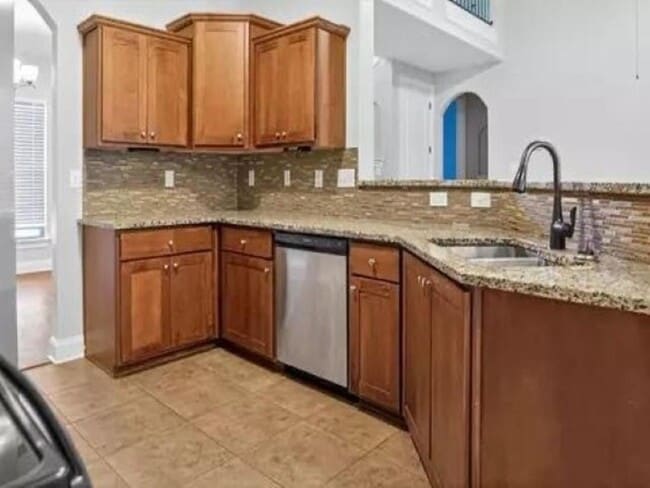 Photo - 6135 Abigail Bluffs Dr