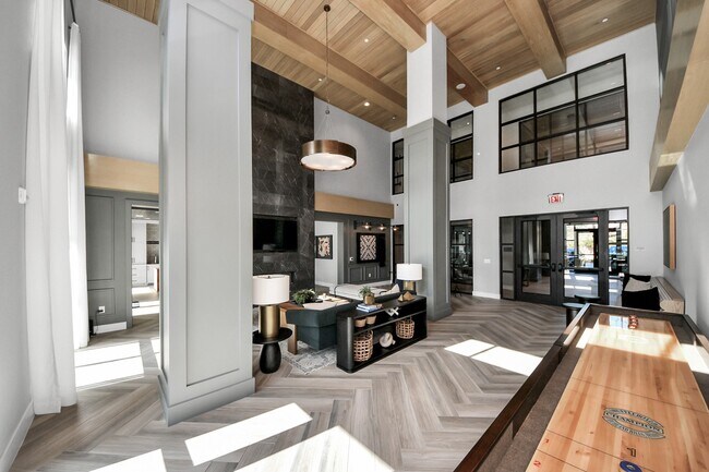 Photo - 15635 Memorial Dr Unit 135