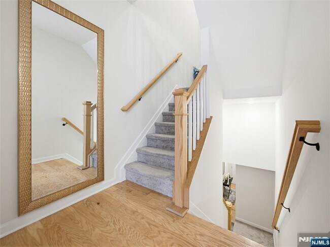 Photo - 44 Leahy Dr