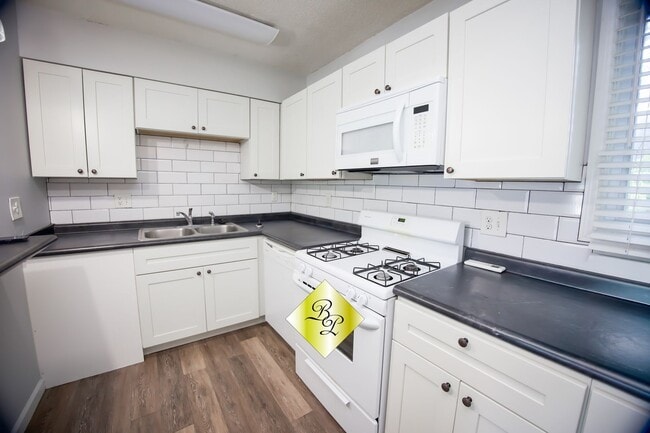 Photo - 33 N Rembert St Unit 33 N Rembert #4