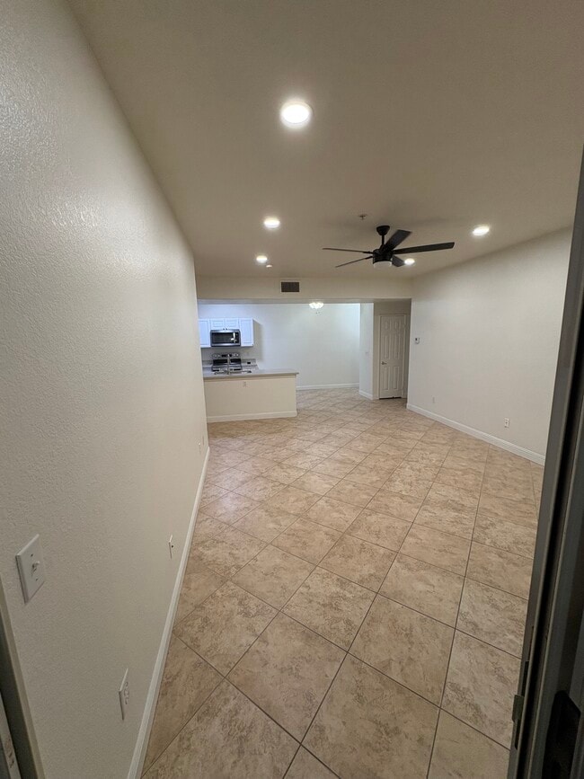 Photo - 24909 Madison Ave Unit 2513