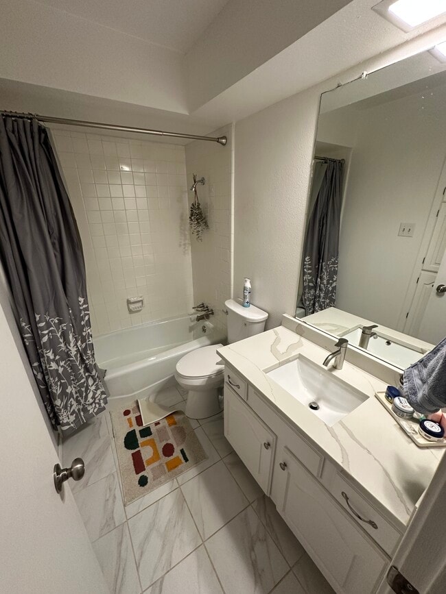 Photo - 6322 Winton St