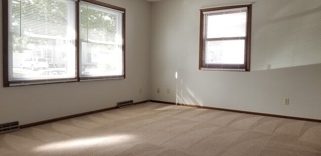 Photo - 2 Bedroom 1 Bath Condo