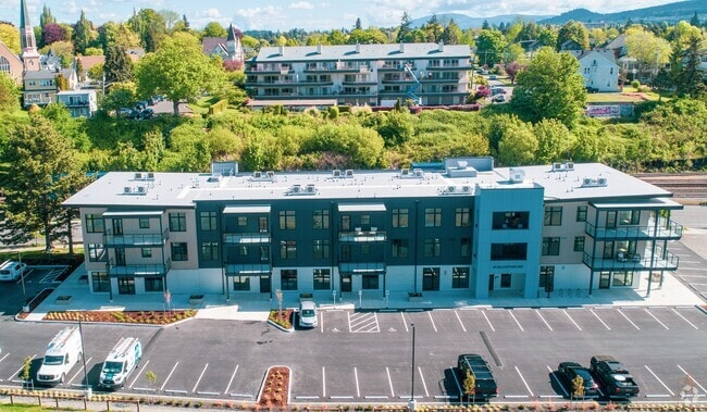 Building Photo - 40 Bellwether Way Rental
