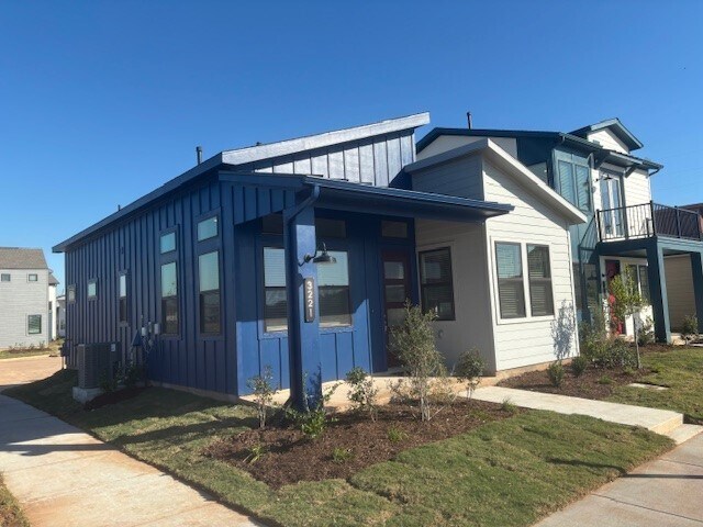 Building Photo - 3221 Loam Ln