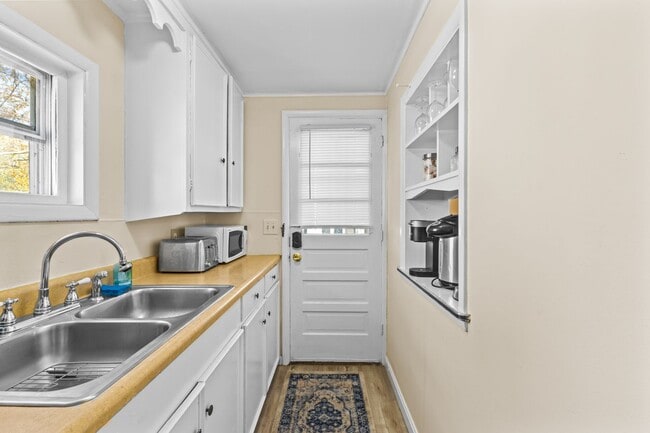 Photo - 9 Lafountain St Unidad 11 Lafountain Street