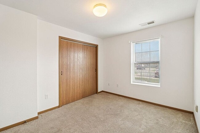 Wyndam Place Senior Residence - Lawrence