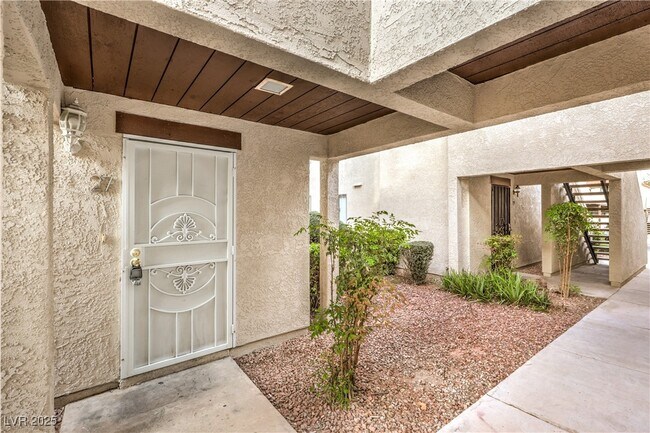Photo - 4380 Gannet Cir Unidad 27