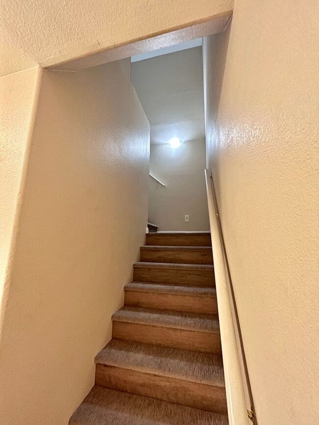 Photo - BEAUTIFUL 2BD/2BA SOUTHEAST