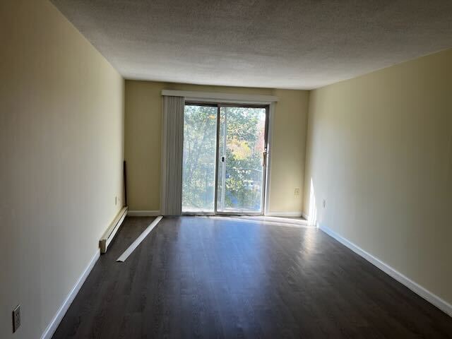 Photo - 40 Dinan Dr Unit 1