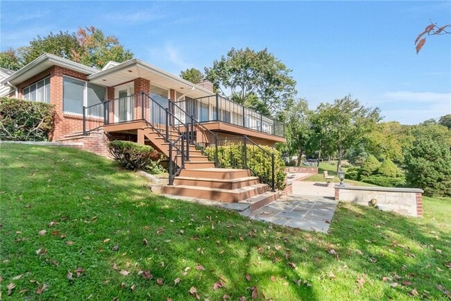 Building Photo - 13 Dock Pathway St Rental