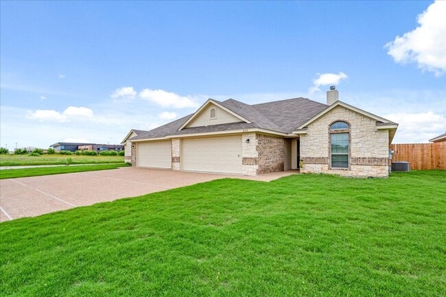 Photo - Duplex on Hilltop Drive | Midway ISD