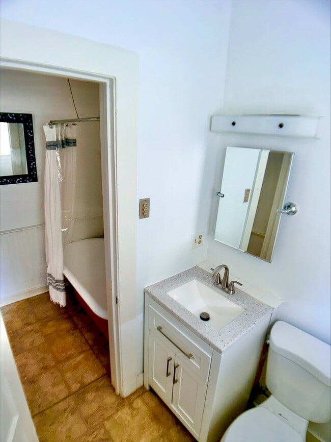 Photo - 601 Louisiana Ave Unit B